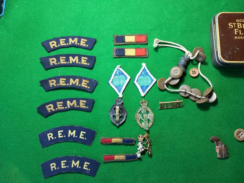 R.E.M.E INSIGNIA LOT -TIME CAPSULE