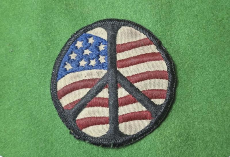1960,s VIETNAM PERIOD ANTI WAR PATCH