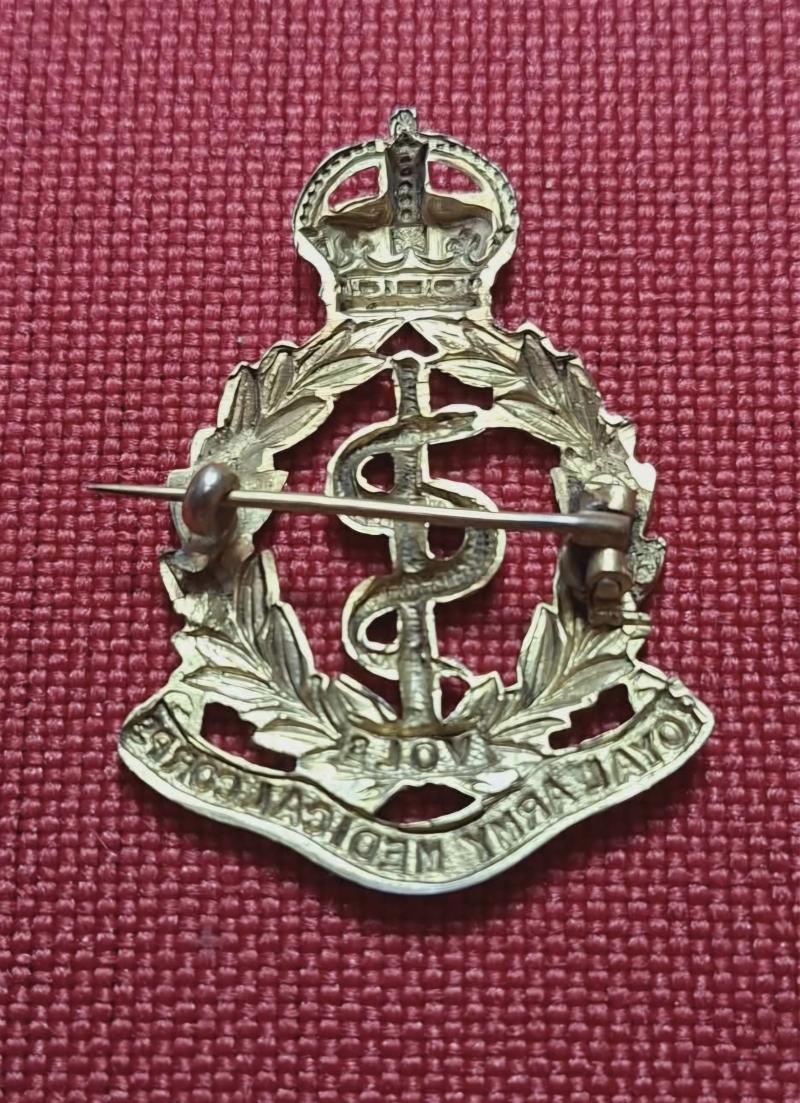 R.A.M.C VOLUNTEERS CAP BADGE