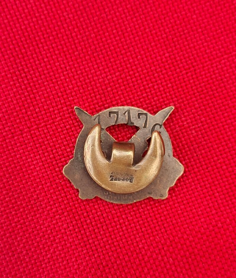 OLD CONTEMTABLES VETERANS BADGE