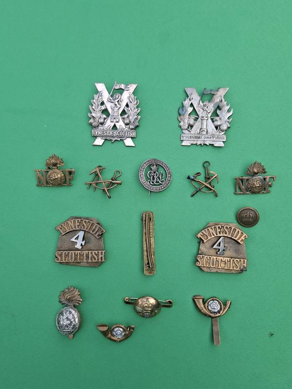 TYNESIDE SCOTTISH / K.O.Y.L.I  INSIGNIA LOT