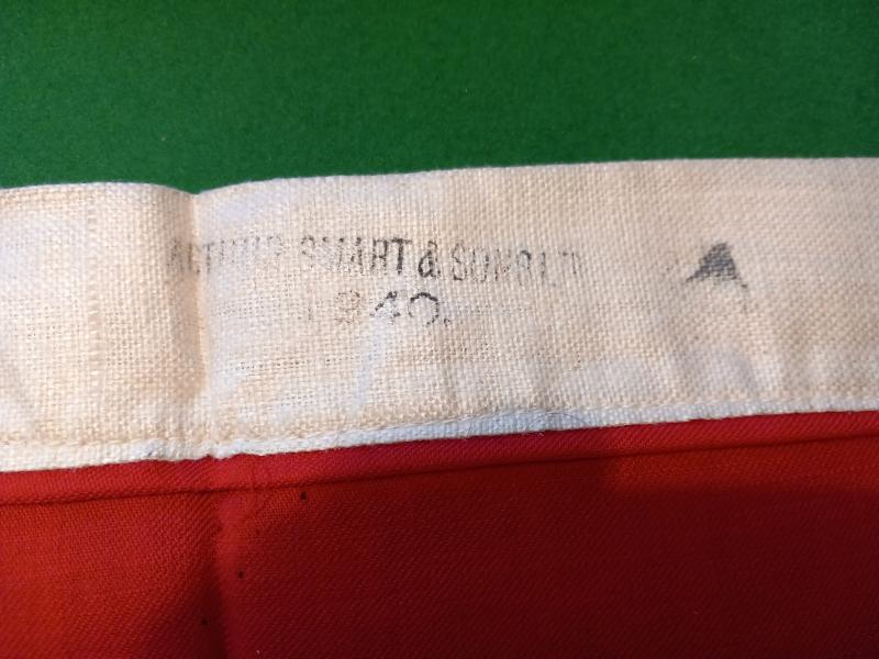 BRITISH ARMY SEALED PATTERN RAILWAY SIGNAL FLAG
