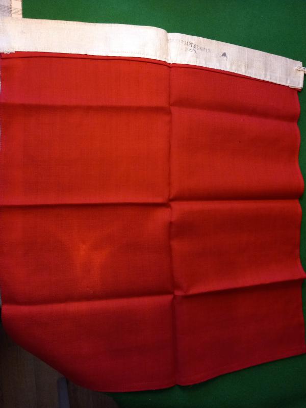 BRITISH ARMY SEALED PATTERN RAILWAY SIGNAL FLAG