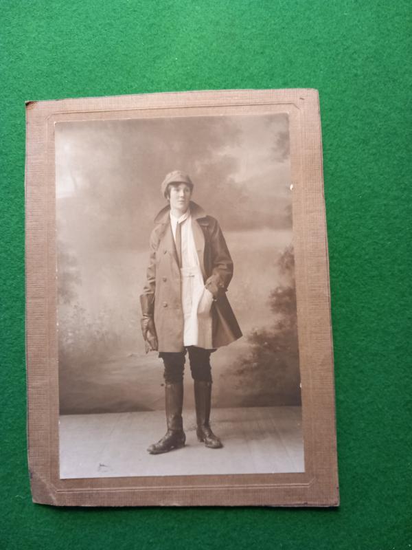 FEMALE MUNITIONS WORKER / W.A.A.C - M.T DRIVER