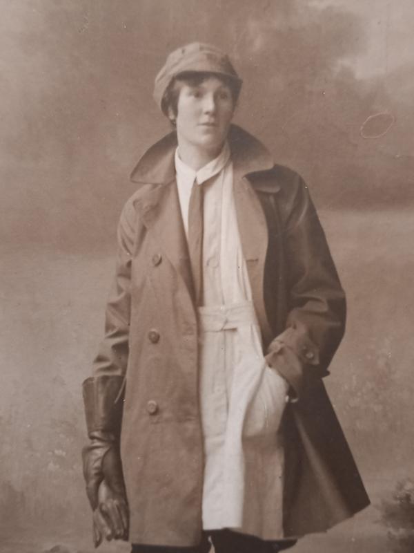 FEMALE MUNITIONS WORKER / W.A.A.C - M.T DRIVER