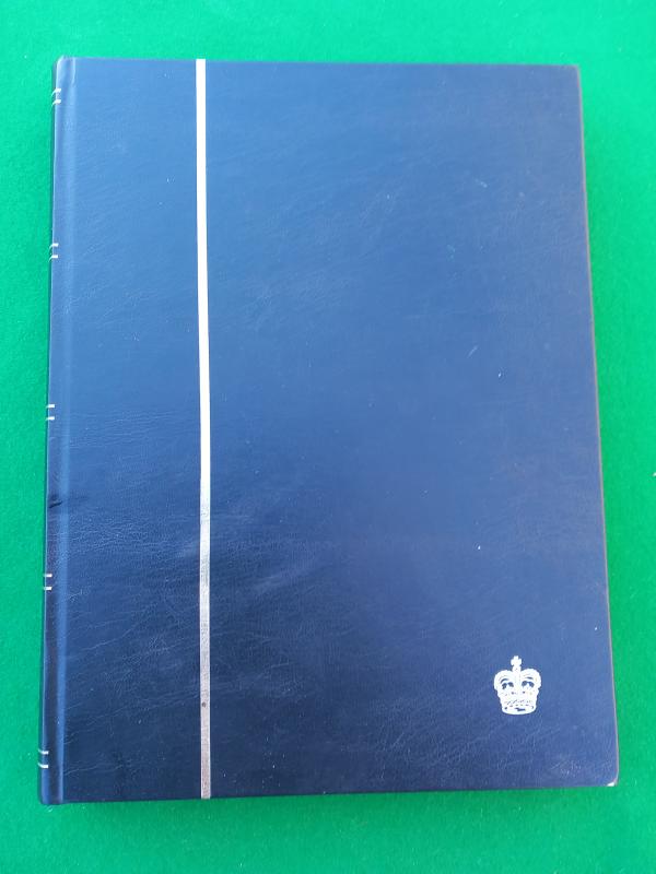 THIRD REICH POSTAL STAMP COLLECTION .