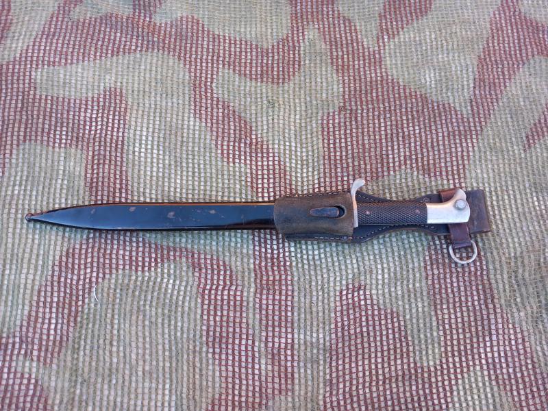 GERMAN ARMY DRESS BAYONET -FINE CONDITION